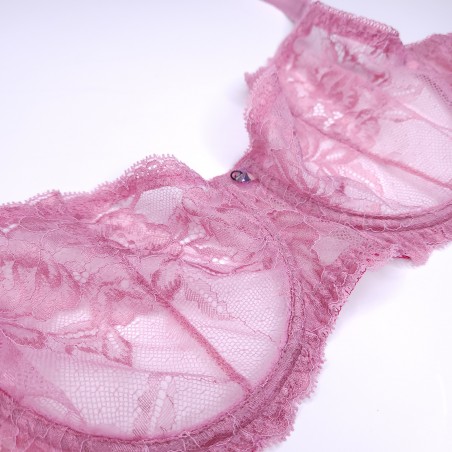 Lilac Elegance: Satin & Lace Underwire Men's Bra in Pink